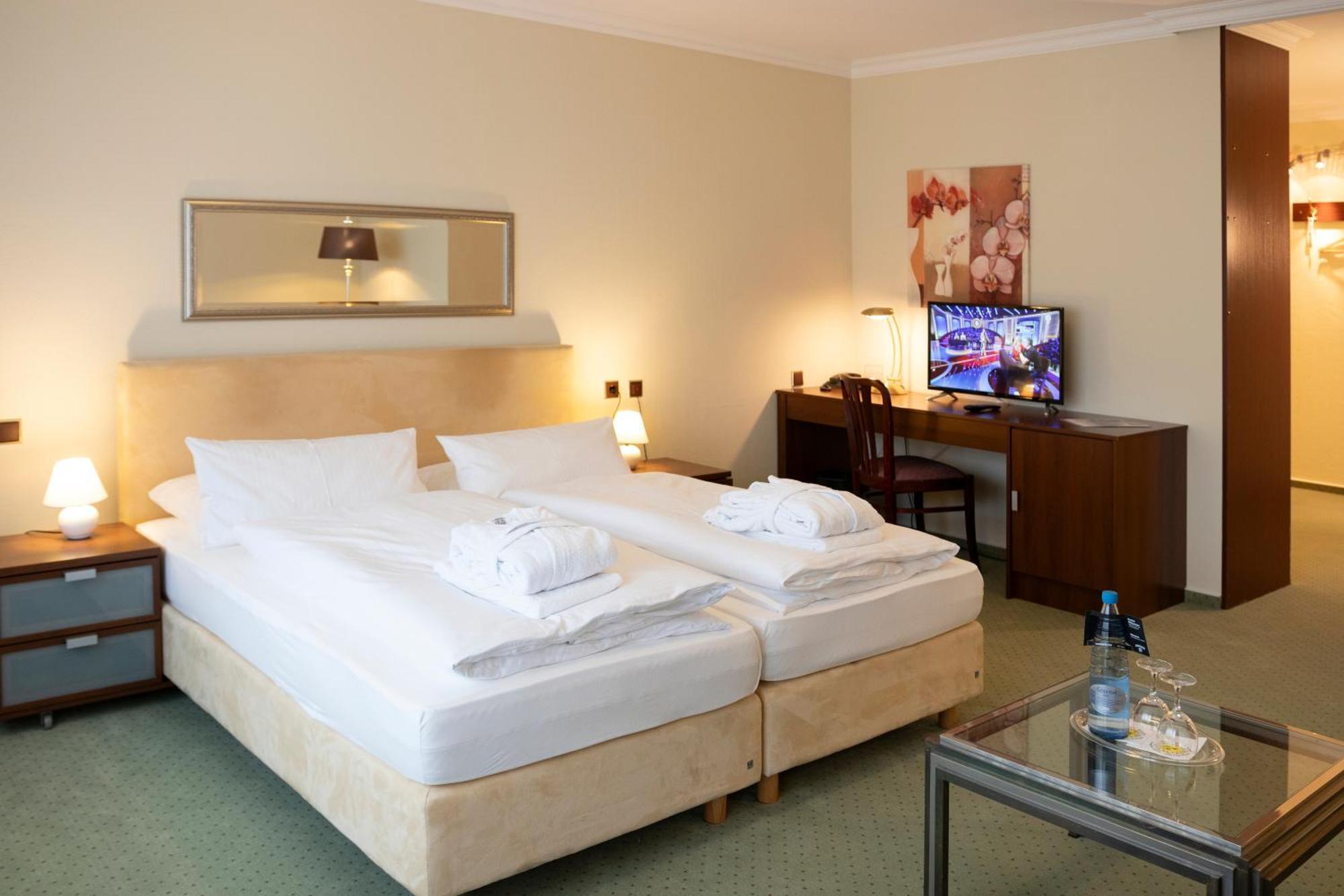 Golf- Und Wellnesshotel Amtsheide Bad Bevensen Ngoại thất bức ảnh