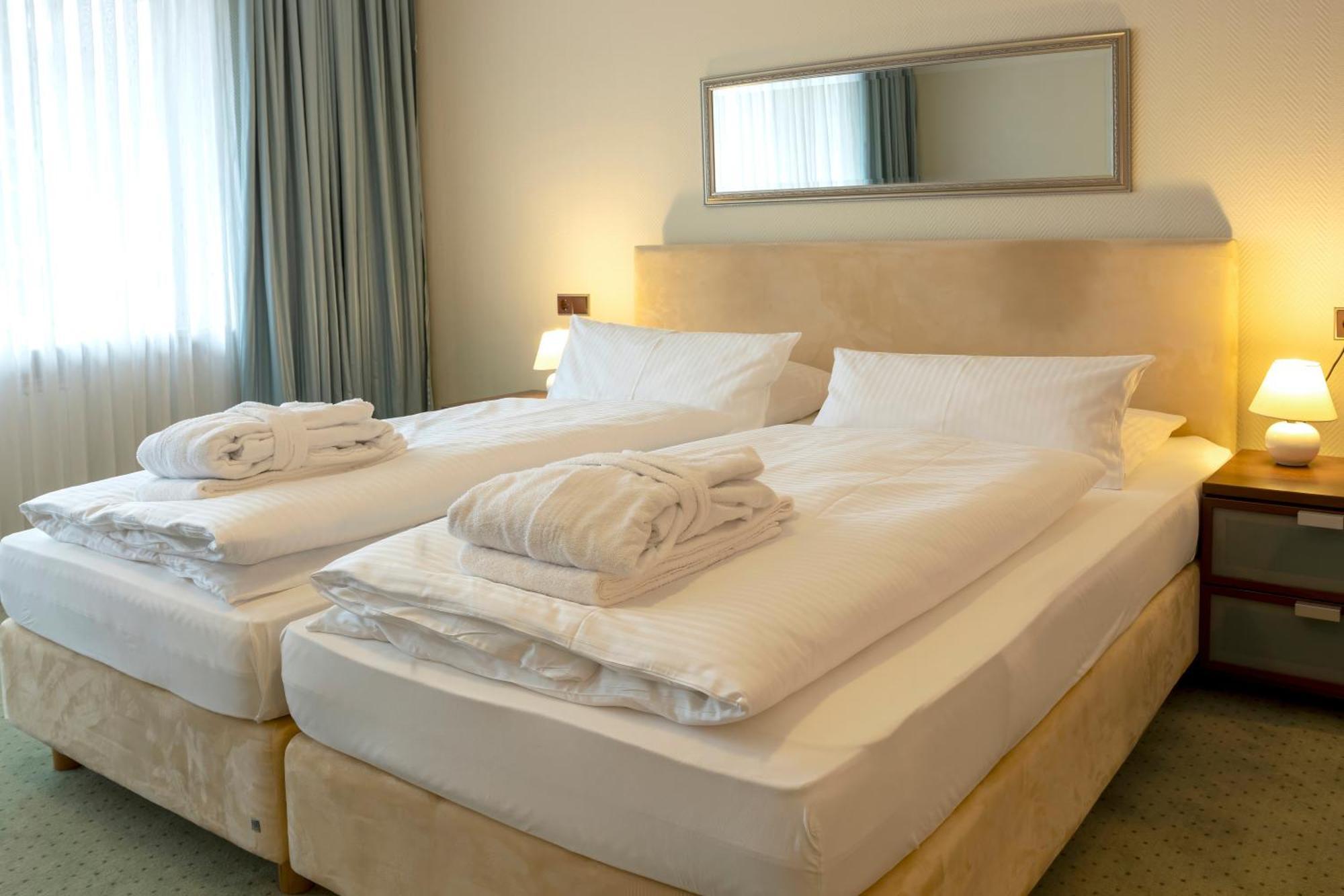 Golf- Und Wellnesshotel Amtsheide Bad Bevensen Ngoại thất bức ảnh